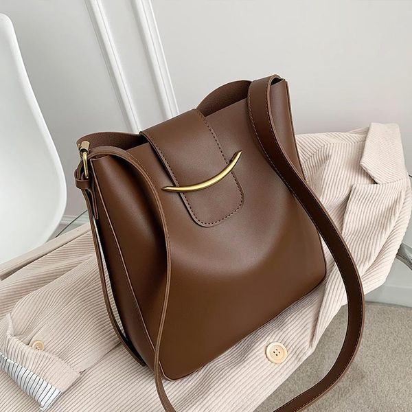 

2 pcs/set vintage simple small pu leather bucket crossbody bags for women 2021 designer lady luxury black shoulder handbags 6949