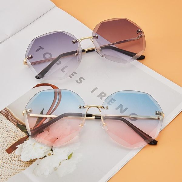 

sun's new frame sunglasses 2020 no net red anti uv cutting women's fashion piece polygon, White;black
