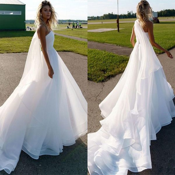 

one shoulder country beach wedding dresses 2021 organza pleats backless white boho bridal gowns a line court train robes de mariée