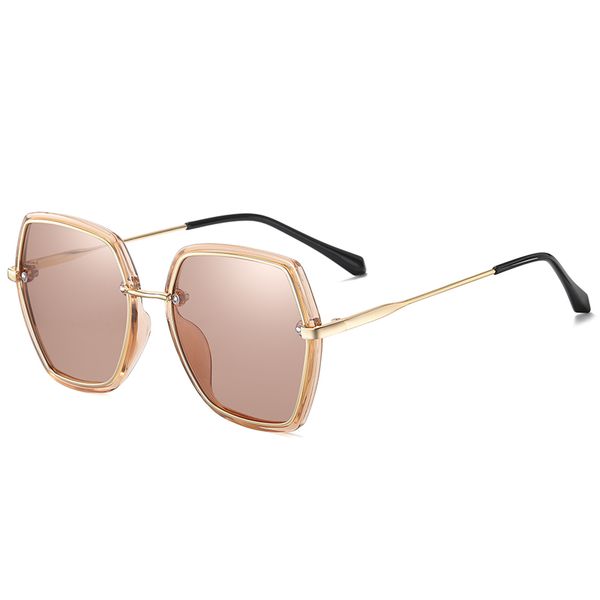 

2020 new fashion vintage classic women sunglasses gradient lens sun glasses for women female uv400 eyewear outdoor travel, White;black