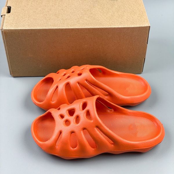 

2022 foam runner slipper mxt moon gray mx cream clay men women slippers shoes ochre vermillion mineral blue triple black slides designer san