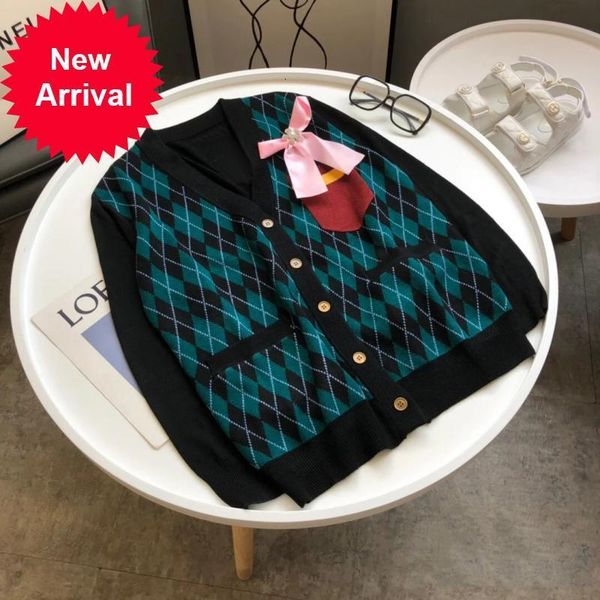 

new bowknot 2021 ladies sweater autumn and winter of the red green women plaid knitted cardigan coat new p16t, White;black