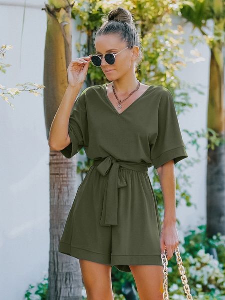 

solid key hole back belted romper d2rs#, White