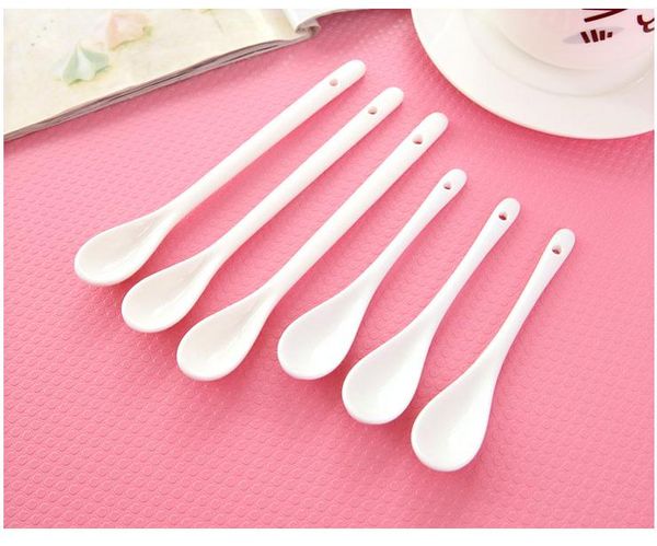 Delicada porcelana branca Spoons longo colheres de chá para o café Tea pequeno Coffee Spoons Stir Cerâmica Colher Pure White Bone China SN4753