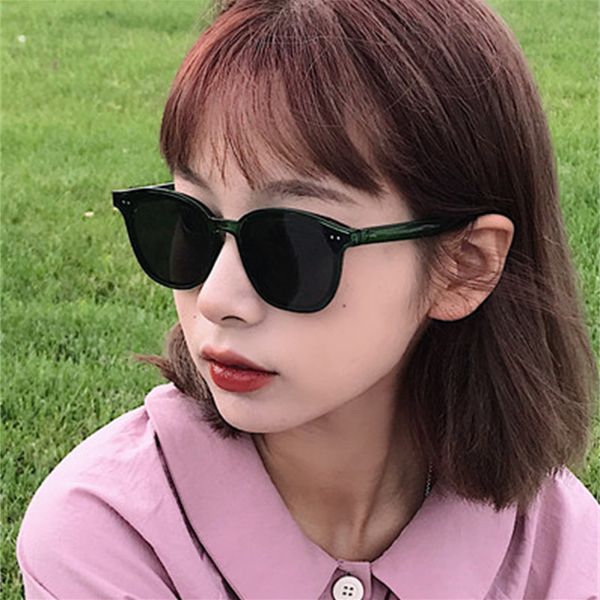 

2020 new-style ~ ins net red ink green fashion street sall-around small face sunglasses trend, White;black