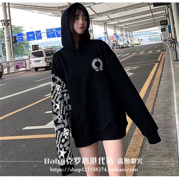 

autumn and winter flower arm horseshoe sweater, Black