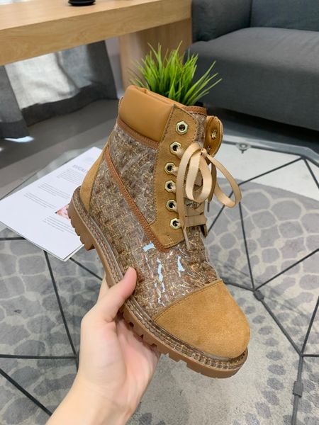 

designer 2020 fashion winter boots cattle anti suede imported from australia wool size 35-40, Black