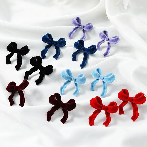 

modyle korean new fashion design velvet bow earrings female elegant temperament light luxury simple earrings for woman1, Golden;silver