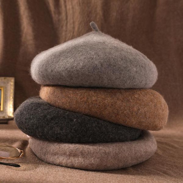 

autumn and winter korean version of wild wool beret ladies retro woolen casual painter hat japanese simple beret hat, Blue;gray