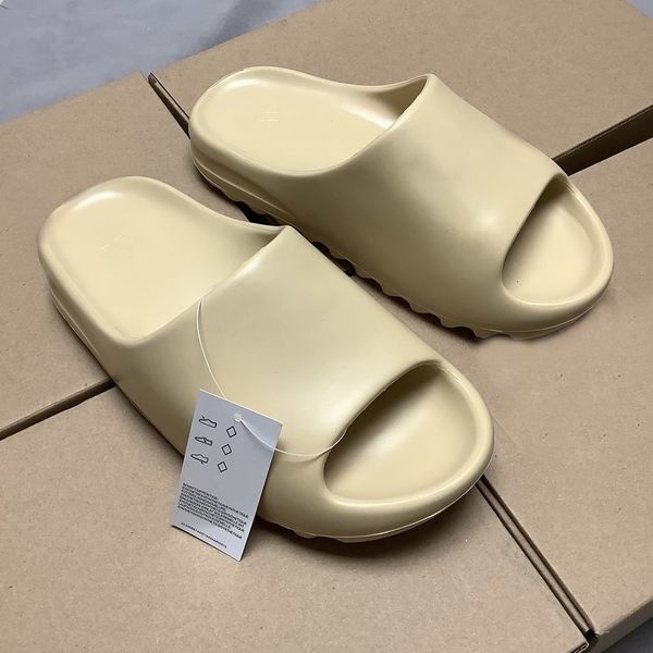 

2020 new summer coconut comfortable slippers versatile light men and women's word trawl red lovers beach shoes, Black