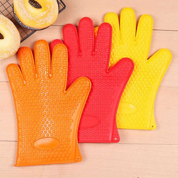 

kitchen baking hand resistant tools rubber heat plastic protective gloves