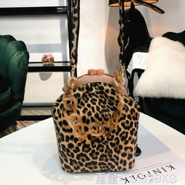 

fashion wooden clip women messenger shoulder bag leopard printing acrylic chain travel beach bag luxury handbag shopping