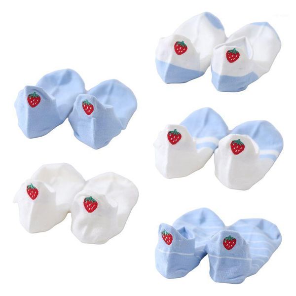 

female summer cotton boat socks cute cartoon strawberry embroidery ankle shallow mouth contrast color short hosiery1, Black;white