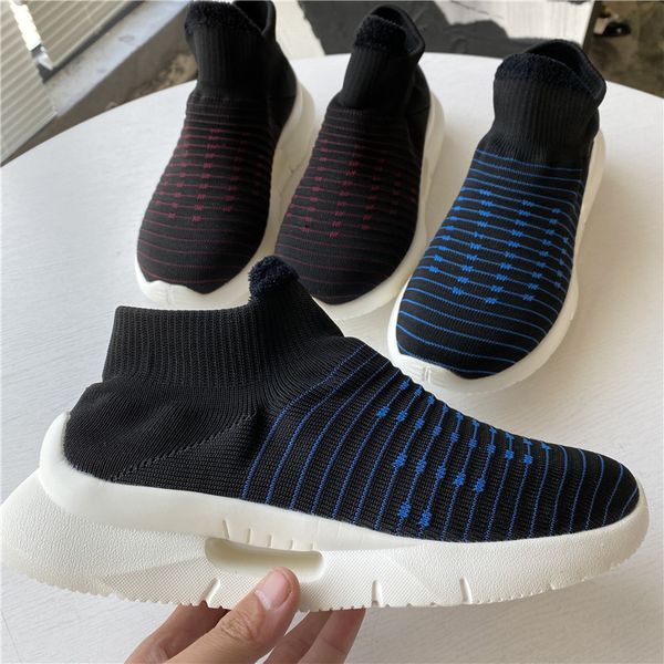

couple's style 500 level color contrast flying net casual sports shoes