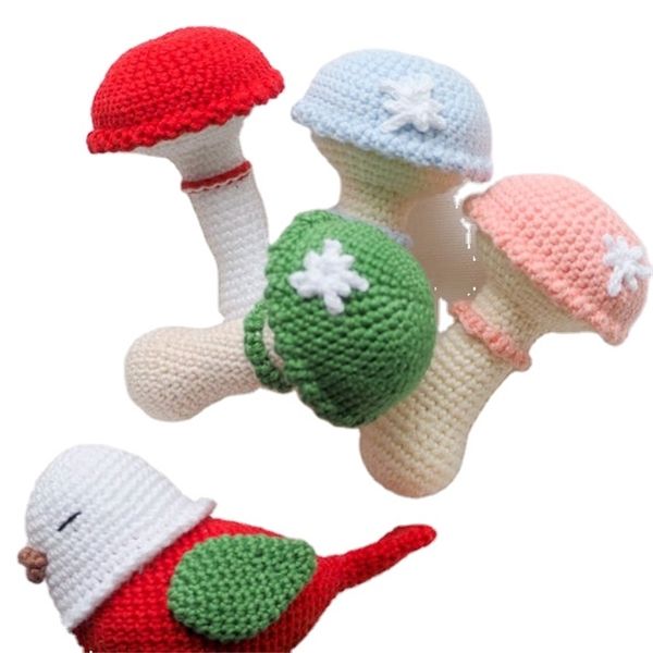 

crochet christmas decoration: bird-tree-mushroom-pine cones- stars ans acorns