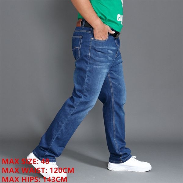 Jeans classici da uomo Pantaloni lunghi primaverili Plus Size 44 48 Pantaloni in denim estivi leggeri elastici a vita alta Smart Casual Jean 220212