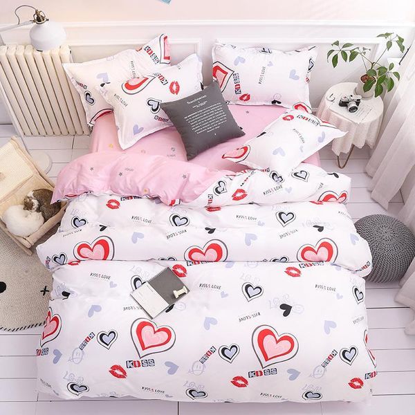 

classic bedding set bed sheet quilt cover pillowcase family set comfortable and breathable bedding bag full size bed1