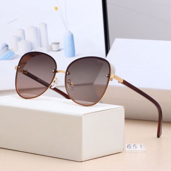 

new fashion women sunglasses metal pilot animal frame snake-shaped legs with diamonds protection eyewear, White;black