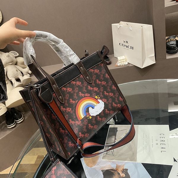 

new color graffiti bag for autumn and winter