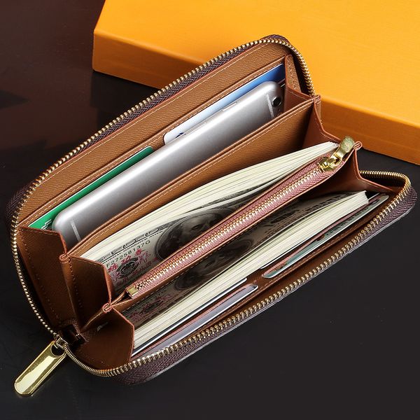 

2020 high-end customized womens presbyopic long wallet single zipper folding leather wallet double pull large-capacity handbag, Red;black