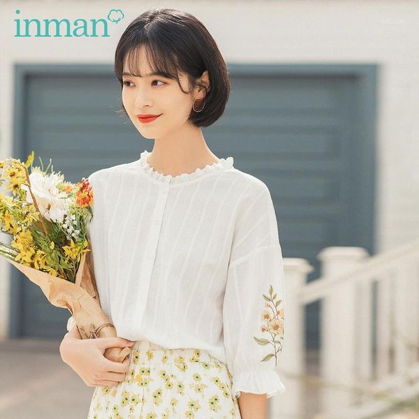

inman 2020 summer new arrival round collar splicing lace literary embroidered half sleeve blouse1, White