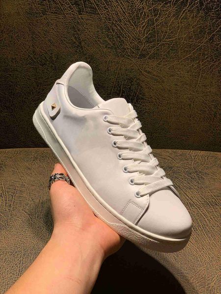 

2020 new men's flat shoes fashion trend graffiti white shoes lightweight comfortable breathable casual shoes size 38-44, Black