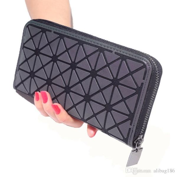 

women long clutch wallet luminous wallet geometric lattice standard zipper wallets designer noctilucent purse wallet, Red;black