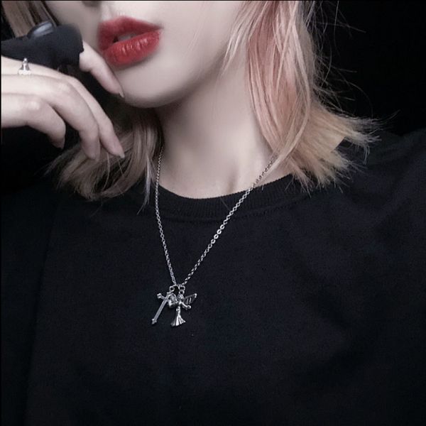 

wind vintage angel wings cross pendant necklace ins fashion temperament versatile accessories for men and women, Silver