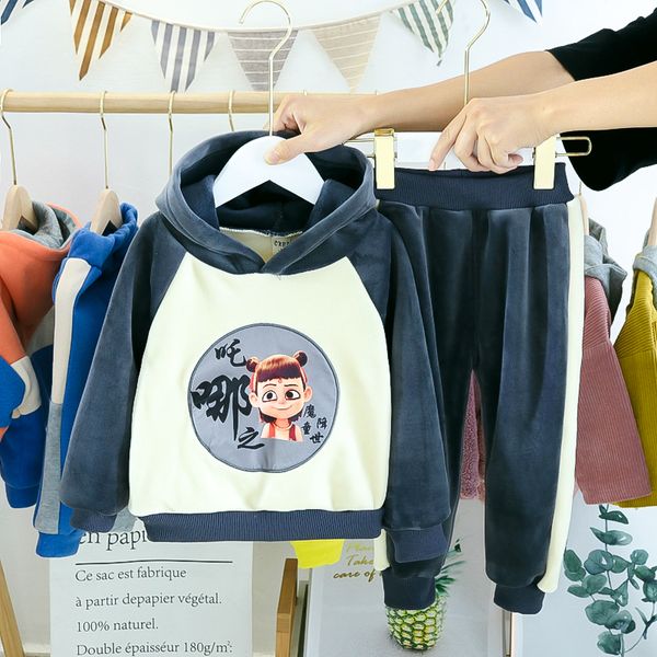 

boys' autumn plush suit new baby children's wear, White