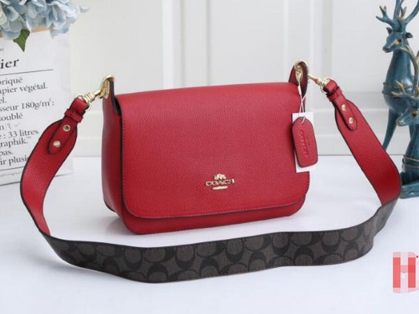 

fashion new ladies shoulder bag solid color wide shoulder strap 2020 good quality pu leather crossbody bags, Black;red