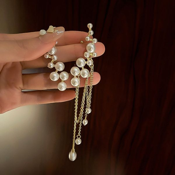 

fashion 925 silver needle korean dongdaemun exaggerated pearl tassel asymmetric earrings ear clip one fashion earrings female fashion design, Golden