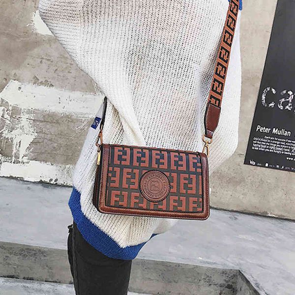 

exclusive small purse women's bags new square sling shoulder messenger