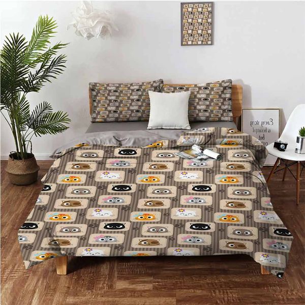 

patchwork inspired pattern adorable kitty faces silly expressions footprints stripesbedding 3-piece set