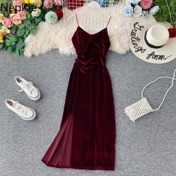 

neploe autumn winter women dresses retro velet spaghetti strap sweet camis split vestido v-neck sleeveless vintage elastic robe t200319, White;black