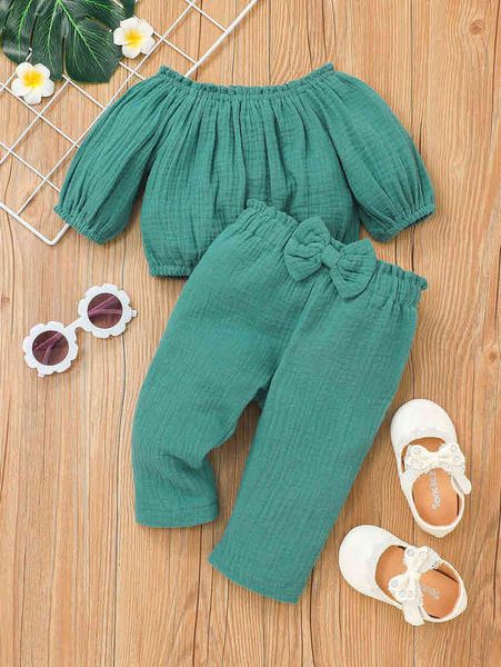 

baby frilled bishop sleeve & paperbag waist bow pants she, White