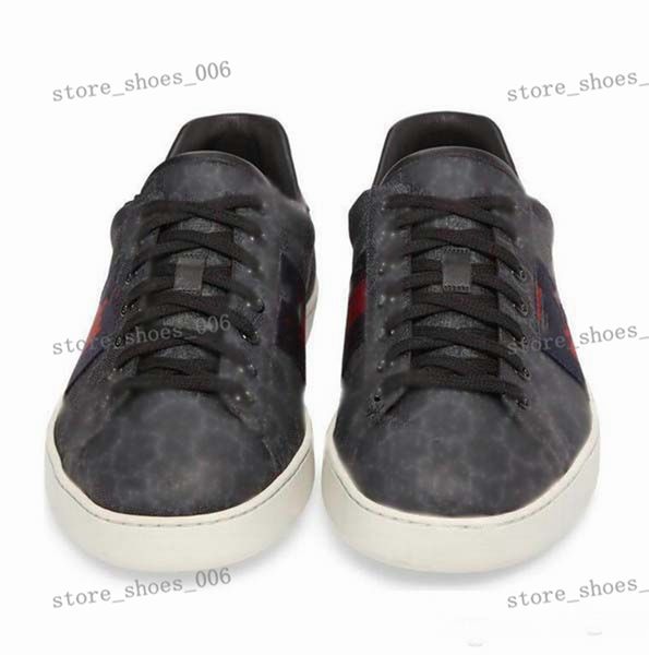 

new 2021 little black bee shoes men casual outdoor damping sneakers men plus size male leather shoes white footwear