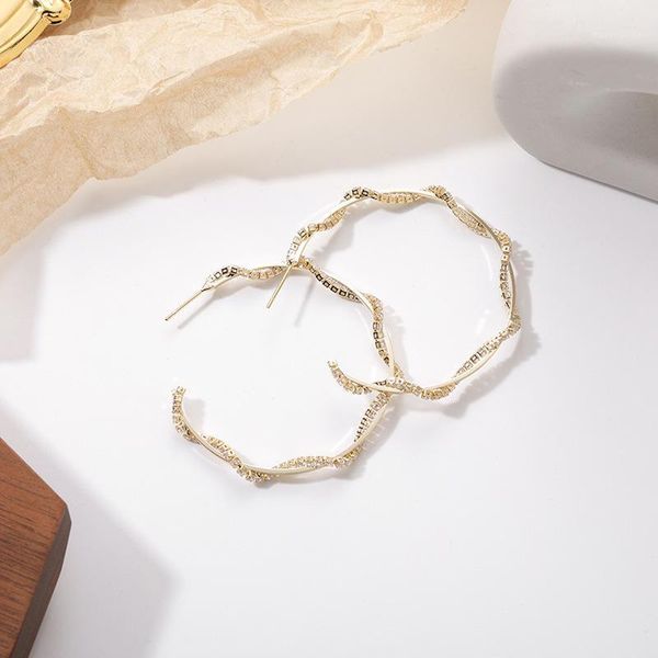 

korean new sweet cute simple girl rhinestone winding circle small trendy hoop earrings for women fashion jewelry accessories1, Golden;silver