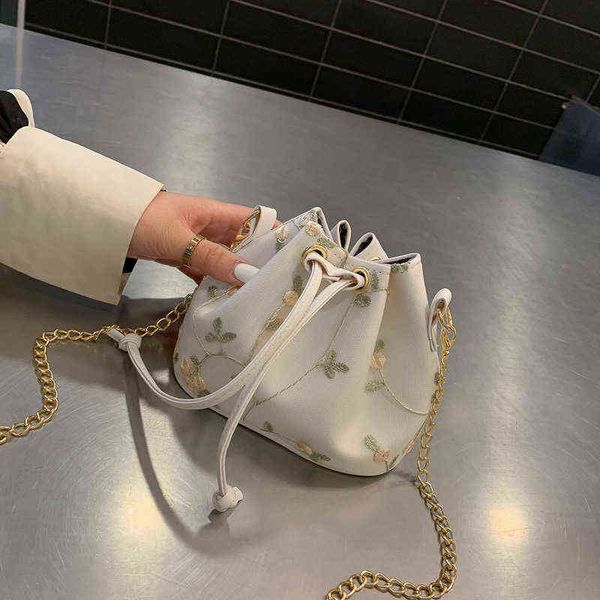 

lace crossbody bucket bag luxury embroidery woman bag korean female shoulder handbag drawstring messenger crossbody bag sac main y220304
