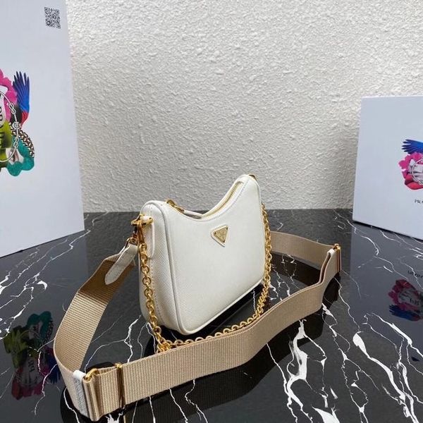 

enamelled triangular metal logo mini hand bag under armpit must-have fashion item 7a high-end boutique customization