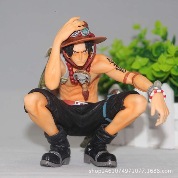 

boxed fire boxing aisjingpin pirate king squatting handmade doll decoration model 6mag