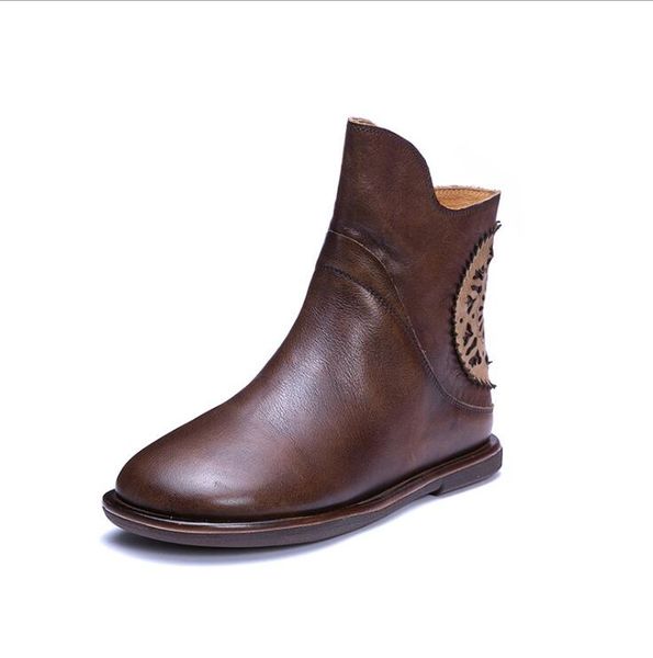 

2021 autumn and winter style retro handmade leather shoes fashion casual flat-bottomed women's boots, Black
