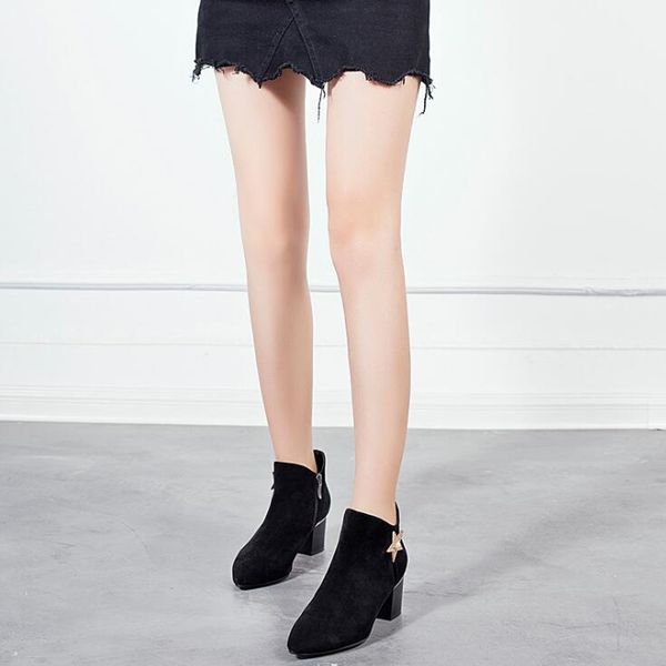 

genuine leather women's boots 2020 autumn and winter new european and american pointed toe mid-heel sheepskin short boots fashion low b, Black