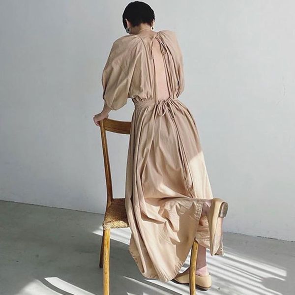

ewq] 2021 summer new o neck big hem khaki dress women elegant korea long robe open-back lace-up puff sleeve dresses qv816, Black;gray