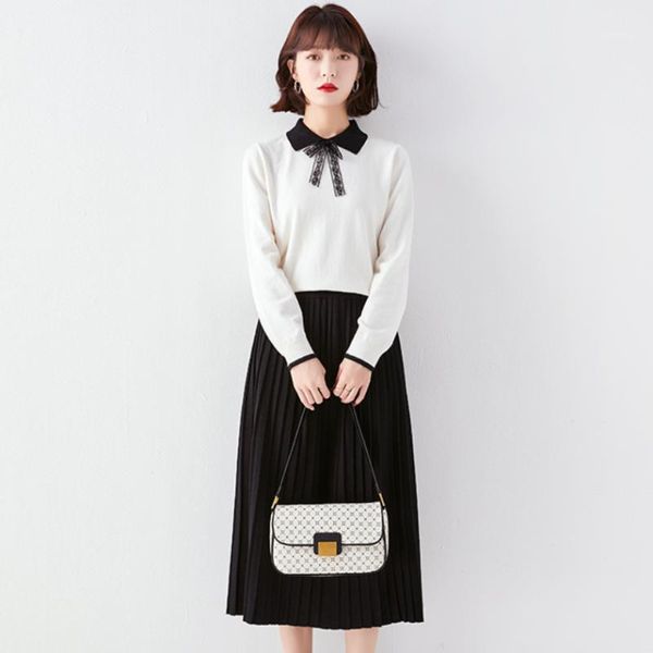 

small fragrant wind knit suit women autumn winter 2020 new temperament fashion women's wear age-reducing sweater skirt two sets1, Gray