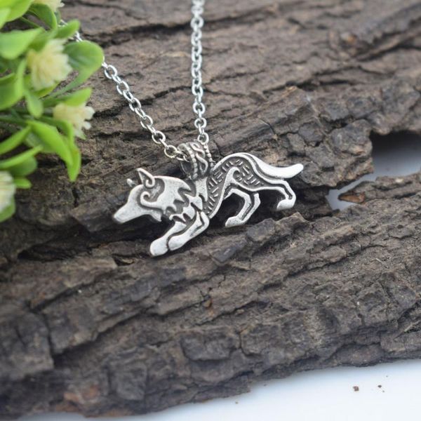 

chains 12pcs celtics wolf necklace amulet, Silver