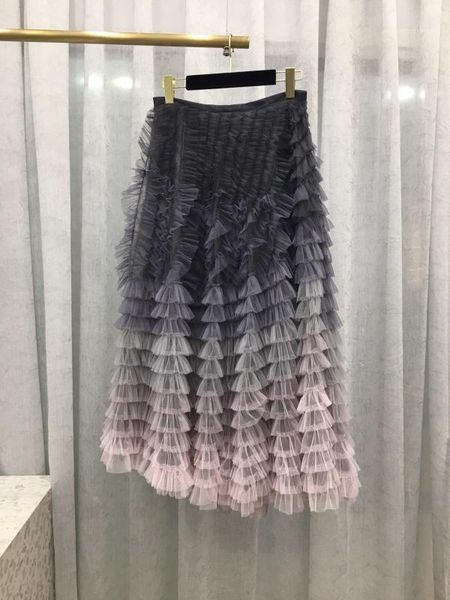 

2020 new ladies fashion gradient color ruffle skirt 07201, Black