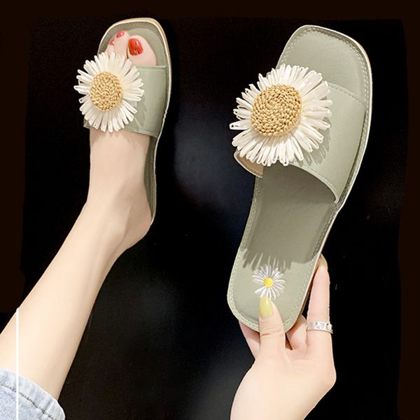 

flat outside a font chrysanthemum cool wearing slippers female 2020 summer new fairy han edition style artificial sand x1020, Black