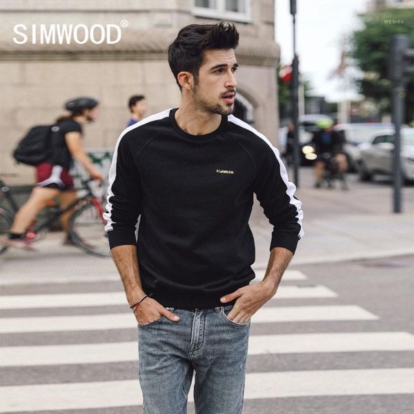 

simwood 2020 autumn winter new pullover hoodie men joggers sweatshirts raglan embroidery cotton streetwear hoodies 1803591, Black