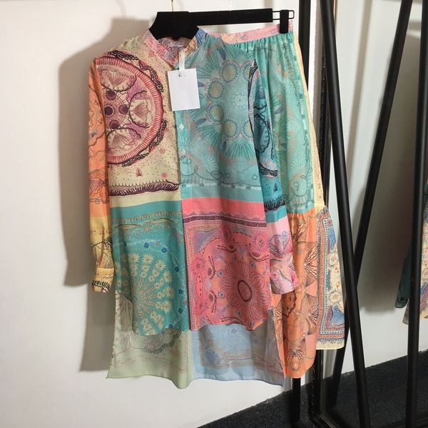 

2021 stand collar long sleeve print coat and for womens fashion print and long skirts 2 pieces sets weinishi, White