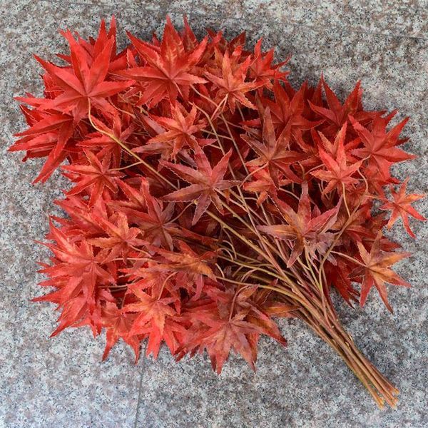 

imitation maple chicken claw red dreen yellow plastic fake tree decoration plant accessories fake plants home decor1